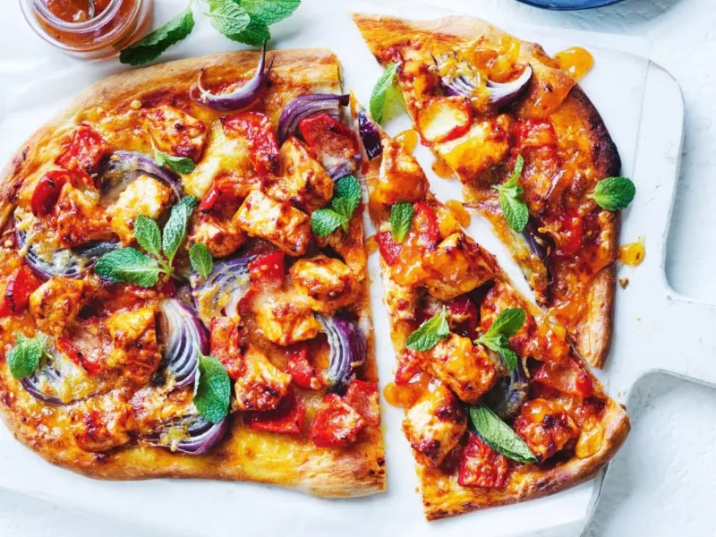 Butter Chicken Pizza