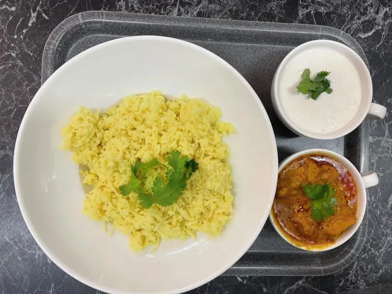 Coconut Rice with Chicken Curry and Raita